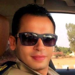 عمرو شريف