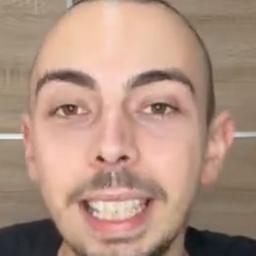 Acest domn