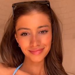 Adriana 