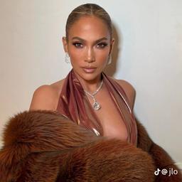 Jennifer Lopez 