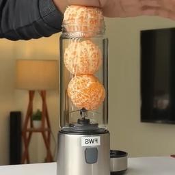 خبير 