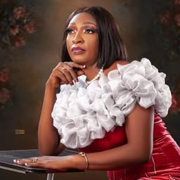 Elizabeth Olanubi 