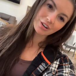 Hannah Barron 