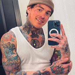 Johnathon 