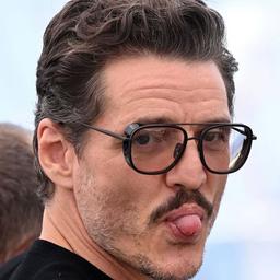 PEDRO PASCAL